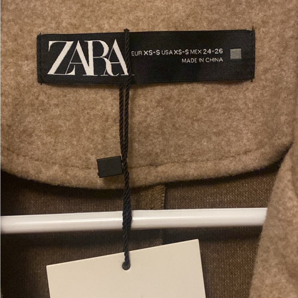 Zara - Picture 2 of 2